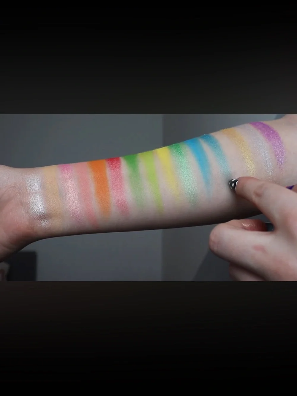 Makeup Revolution comes sheet